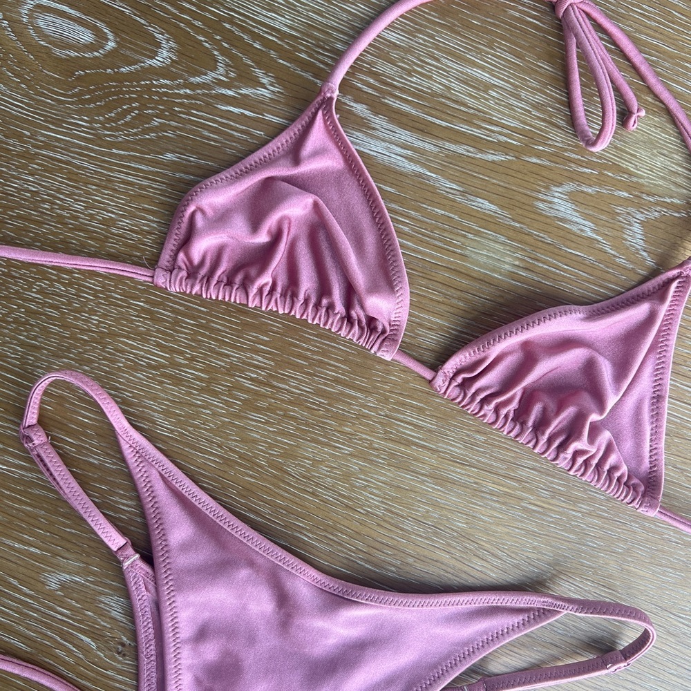 Tropic of C Bikini Set. ( XS top + S bottom )